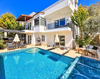 Kaş Kalkan'da Aile Gruplarına Uygun, Özel Havuzlu, Modern Villa - 1