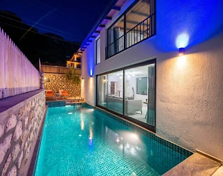 Kaş Bezirgan'da Huzurlu Konumda, Özel Havuzlu, 4 Kişilik Villa - 2