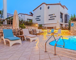 Kaş Kalkan'da Çekirdek Ailelere Uygun, Özel Havuzlu, Merkezi Villa - 4