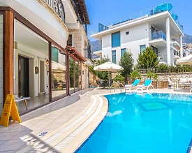 Kaş Kalkan'da Çekirdek Ailelere Uygun, Özel Havuzlu, Merkezi Villa - 2