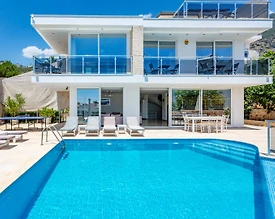 Kaş Kalkan'da Doğa ve Deniz Manzaralı, Özel Havuzlu, Lüks Villa - 2