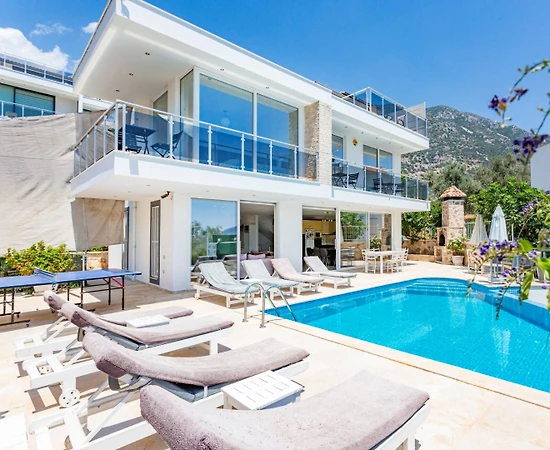 Kaş Kalkan'da Doğa ve Deniz Manzaralı, Özel Havuzlu, Lüks Villa - 1