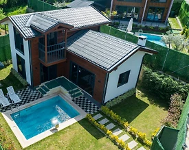 Sapanca Mahmudiye'de Çekirdek Ailelere Uygun, Özel Havuzlu, Konforlu Villa - 2