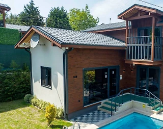 Sapanca Mahmudiye'de Sakin Konumda, Özel Havuzlu, 2+1 Villa - 2