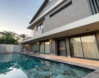 Fethiye Akarca'da Merkezi Konumda, Özel Havuzlu, Jakuzili Villa - 2