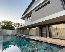 Fethiye Akarca'da Merkezi Konumda, Özel Havuzlu, Jakuzili Villa - 2