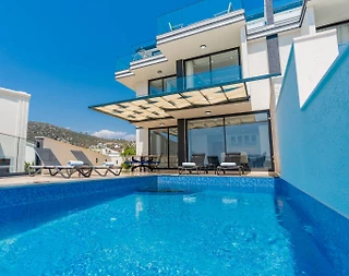 Kaş Kalkan'da Merkezi Konumda, Özel Havuzlu, 3+1 Villa - 4