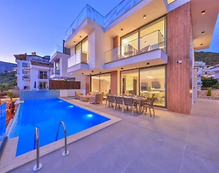 Kaş Andifli'de Modern Tasarımlı, Açık ve Kapalı Havuzlu, Lüks Villa - 3