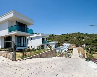 Milas Boğaziçi'nde Modern Tasarımlı, Ortak Havuzlu, 2 Kişilik Daire - 1