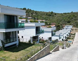 Milas Boğaziçi'nde Modern Tasarımlı, Ortak Havuzlu, 2 Kişilik Daire - 2