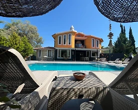 Muğla Milas'ta Kalabalık Ailelere Uygun, Özel Havuzlu, Kiralık Villa - 2