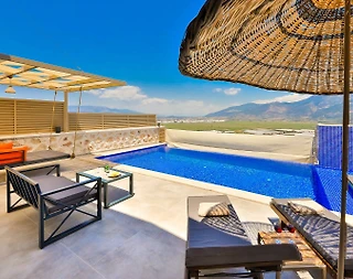 Kaş Yeşilköy'de Muhteşem Doğa Manzaralı, Özel Havuzlu, Lüks Villa - 5