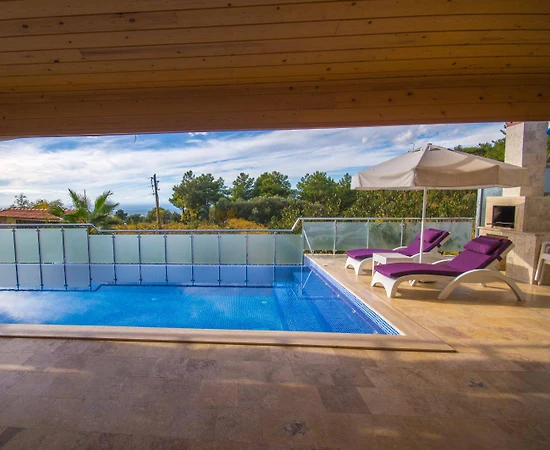 Kaş İslamlar'da Muhteşem Doğa Manzaralı, Özel Havuzlu, Kiralık Villa - 1