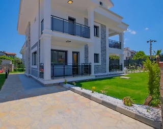 Fethiye Babataşı'nda Modern Tasarımlı, Özel Havuzlu, Lüks Villa  - 4