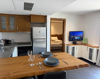 Bodrum Eskiçeşme'de Denize Yakın, Konforlu, Bahçe Manzaralı Daire - 1