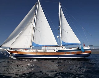 Muğla Bodrum'un Eşsiz Maviliklerinde, 5 Kabinli, Şık Tasarımlı Yat - 1