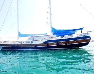 Muğla Bodrum'un Eşsiz Maviliklerinde, 5 Kabinli, Şık Tasarımlı Yat - 2