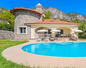 Dalaman Atakent'te Geniş Ailelere Uygun, Özel Havuzlu, Otantik Villa - 2