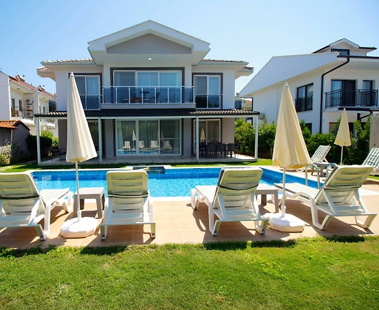 Ortaca Dalyan'da Geniş Ailelere Uygun, Özel Havuzlu, Bahçeli Villa - 1