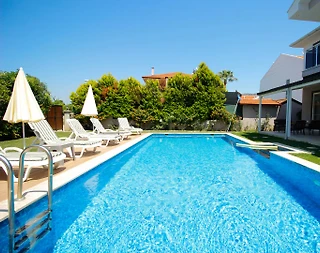 Ortaca Dalyan'da Geniş Ailelere Uygun, Özel Havuzlu, Bahçeli Villa - 5