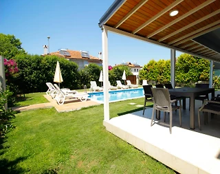 Ortaca Dalyan'da Geniş Ailelere Uygun, Özel Havuzlu, Bahçeli Villa - 4