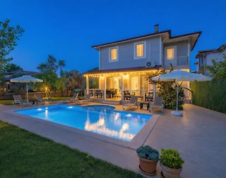 Muğla Dalyan'da Yemyeşil Bahçede, Özel Havuzlu, 6 Kişilik Villa - 3