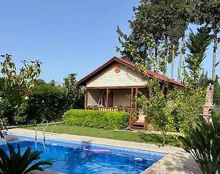 Muğla Datça'da Denize Yakın Konumda, Özel Havuzlu, Ahşap Ev - 1