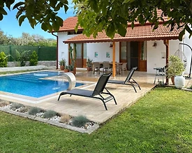 Muğla Datça'da Elverişli Konumda, Özel Havuzlu, Kiralık Villa - 2