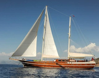 Muğla Fethiye'de 12 Kişiye Özel, Mavi Yolculukta, Konforlu Gulet - 1
