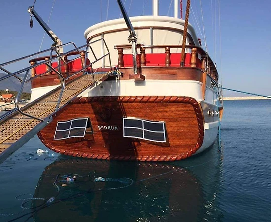 Muğla Fethiye'de, Akdeniz ve Ege'nin Eşsiz Sularında, Lüks Gulet - 1