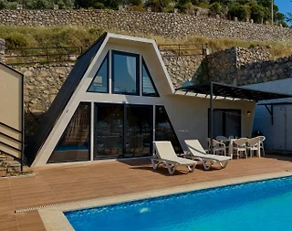 Muğla Fethiye'de Doğa Manzaralı, Özel Havuzlu, Modern Bungalov - 1
