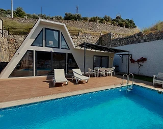 Muğla Fethiye'de Doğa Manzaralı, Özel Havuzlu, Modern Bungalov - 3
