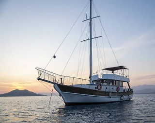 Muğla Fethiye'de Eşsiz Mavilikte, 2 Kabinli, Modern Tasarımlı Gulet - 5