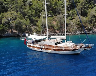 Muğla Fethiye'de Eşsiz Tasarımlı, 8 Kişilik, 4 Kabinli, Kiralık Gulet - 3