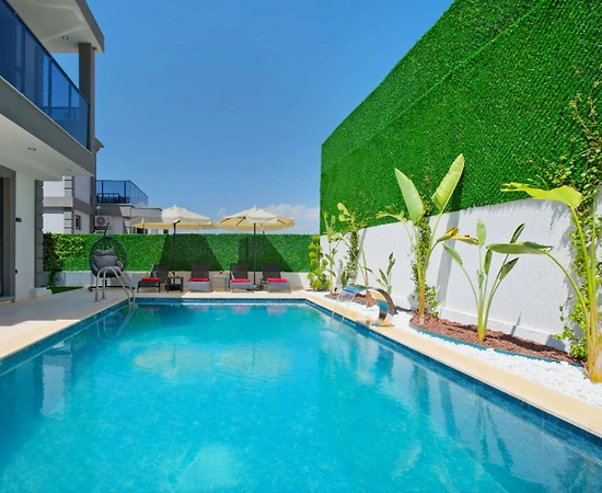 Muğla Fethiye'de Geniş Ailelere Uygun, Isıtmalı Havuzlu, Lüks Villa - 1