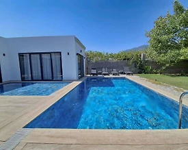 Muğla Fethiye'de Geniş Bahçeli, Özel Havuzlu, Kiralık Lüks Villa - 3