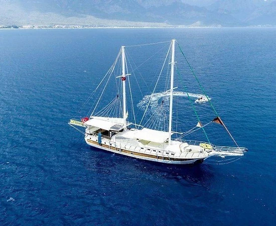 Muğla Fethiye'de Masmavi Sularda, 8 Kabinli, 16 Kişilik Gulet - 1