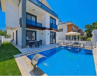 Muğla Fethiye'de Merkeze Yakın, Özel Havuzlu, Tatil Villası - 1