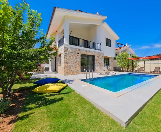 Fethiye Kızılbel'de Huzurlu Doğada, Özel Havuzlu, Modern Villa - 1