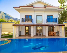 Muğla Fethiye'de Ferah Tasarımlı, Yetişkin ve Çocuk Havuzlu, 4+1 Villa - 3