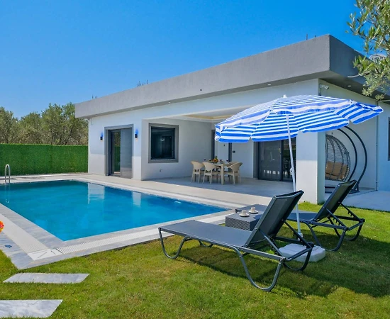 Muğla Karaçulha'da Balayı Çiftlerine Uygun, Özel Havuzlu, Modern Villa - 1