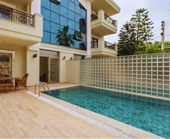 Muğla Marmaris'te Doğayla Baş Başa, Özel Havuzlu, Kiralık Villa - 1