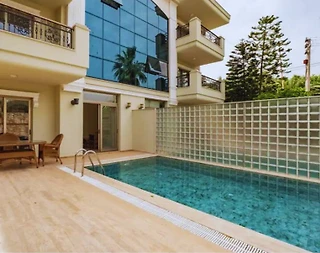 Muğla Marmaris'te Doğayla Baş Başa, Özel Havuzlu, Şık Villa - 1