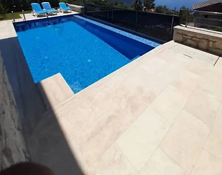 Muğla Marmaris'te Deniz ve Doğa Manzaralı, Özel Havuzlu, Şık Villa - 3