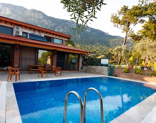 Muğla Menteşe'de Otantik Tasarımlı, Özel Havuzlu, 4 Kişilik Villa - 1