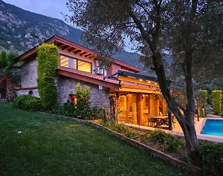 Muğla Menteşe'de Otantik Tasarımlı, Özel Havuzlu, 4 Kişilik Villa - 5