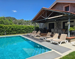 Muğla Ortaca'da Geniş Ailelere Uygun, Özel Havuzlu, Konforlu Villa - 4