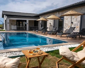 Muğla Ortaca'da Geniş Alanlara Sahip, Özel Havuzlu, Bohem Villa - 3