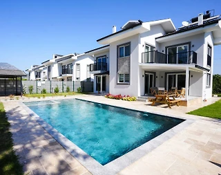 Muğla Ortaca'da Huzurlu Konumda, Özel Havuzlu, Modern Villa - 4