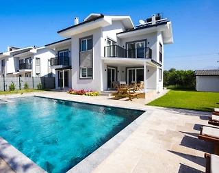 Muğla Ortaca'da Huzurlu Konumda, Özel Havuzlu, Modern Villa - 5